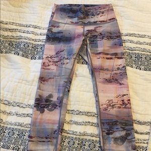 Lululemon Wunder Unders Leggings